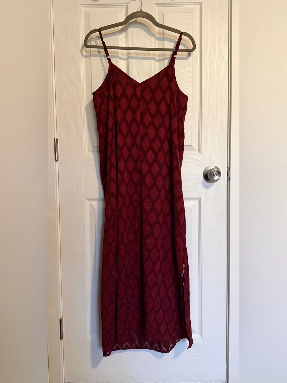 NWT Boho Band of the Free Burgundy Burnout Side Slit Maxi Dress Size M - Picture 6 of 6